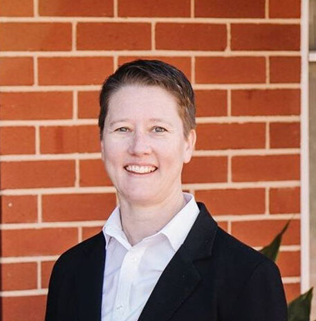 Kristi McCusker, Principal of KMC Legal - your friendly Bathurst Lawyer